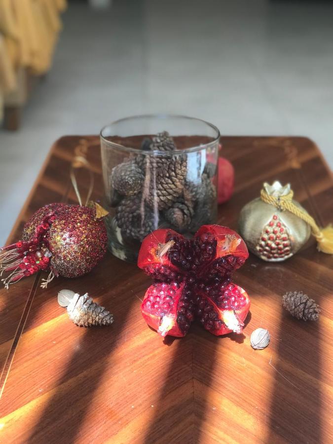 Pomegranate Hotel Kutaisi Eksteriør billede