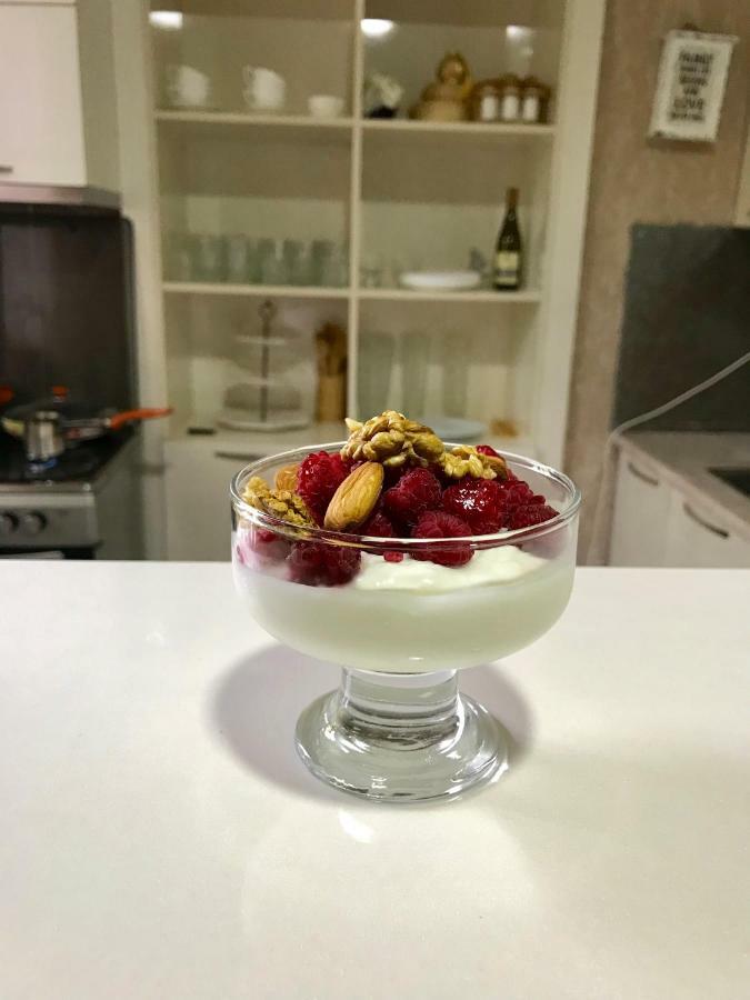 Pomegranate Hotel Kutaisi Eksteriør billede