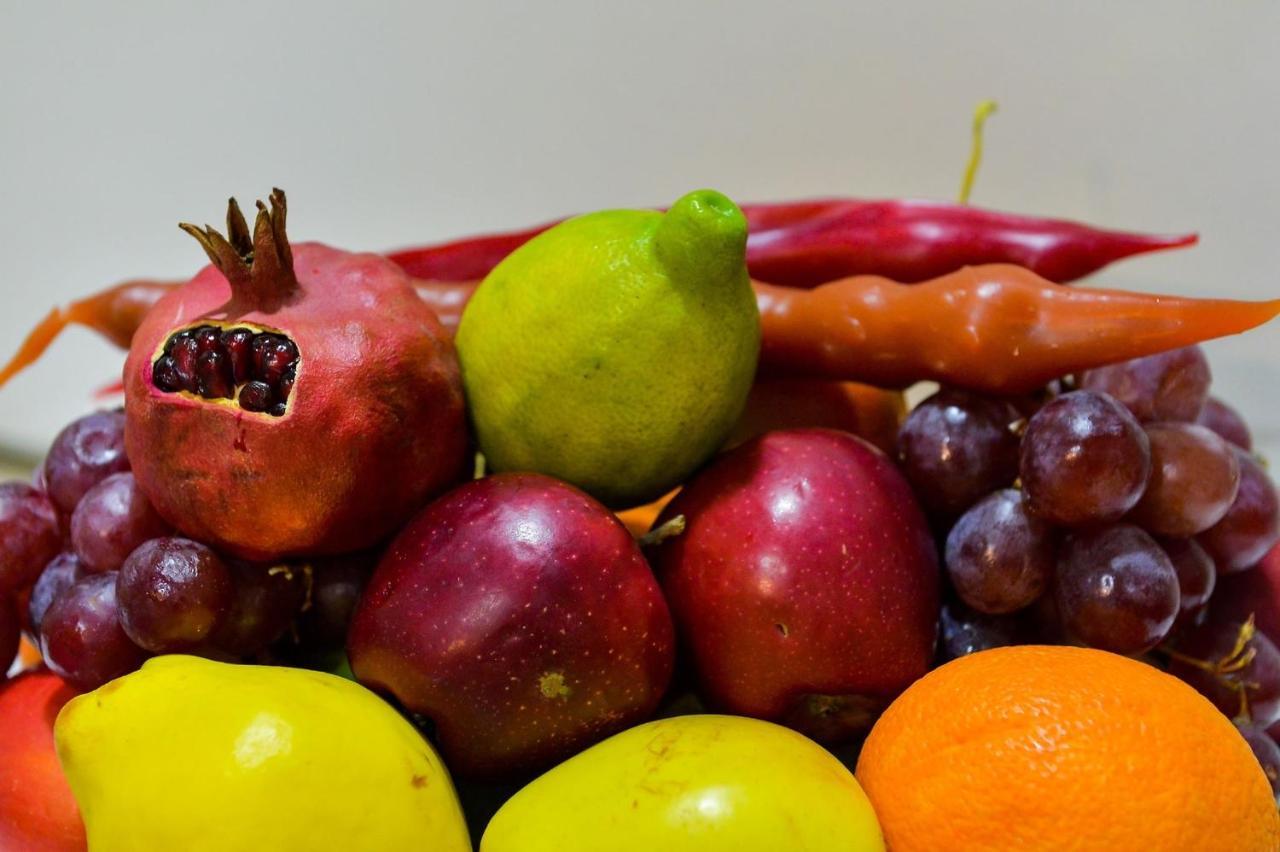 Pomegranate Hotel Kutaisi Eksteriør billede