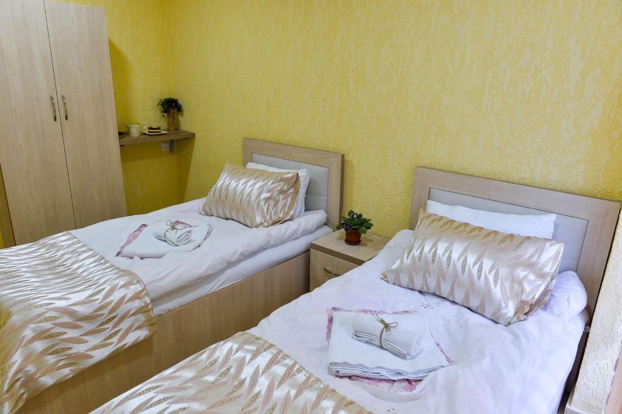 Pomegranate Hotel Kutaisi Eksteriør billede